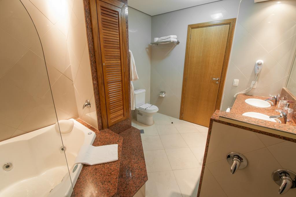 Jacques Georges Tower Hotel Pelotas Eksteriør billede