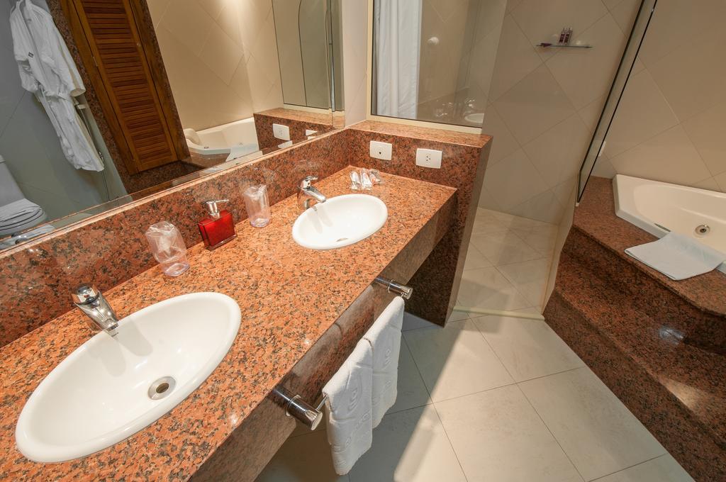 Jacques Georges Tower Hotel Pelotas Eksteriør billede