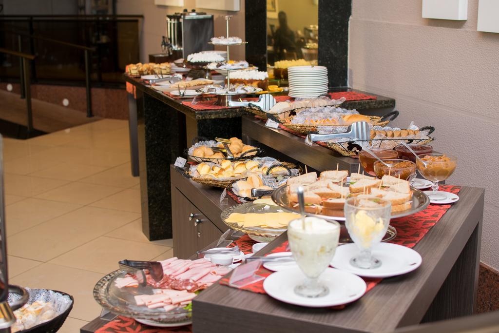 Jacques Georges Tower Hotel Pelotas Eksteriør billede